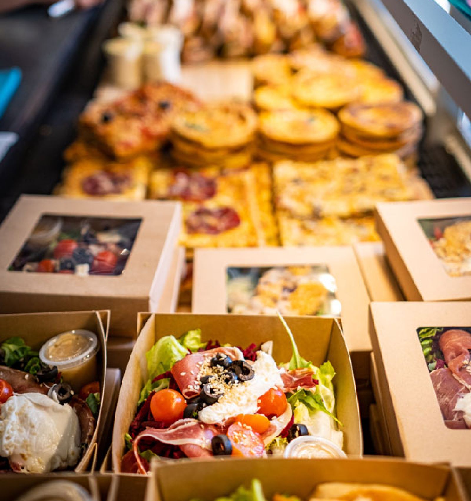 Déjeuner, boites salades